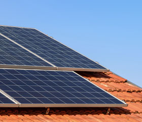 panel-solar-vivienda-seguro-hogar