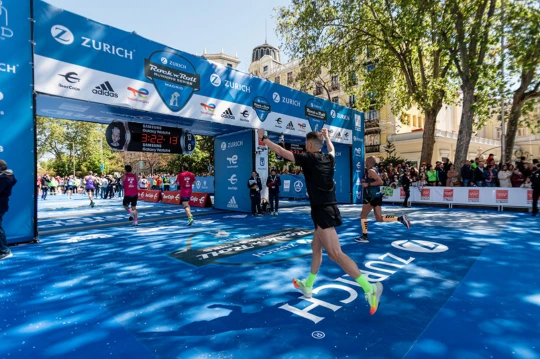 ¿Qué hace especial al Zurich Rock’n’Roll Running Series Madrid 2025?