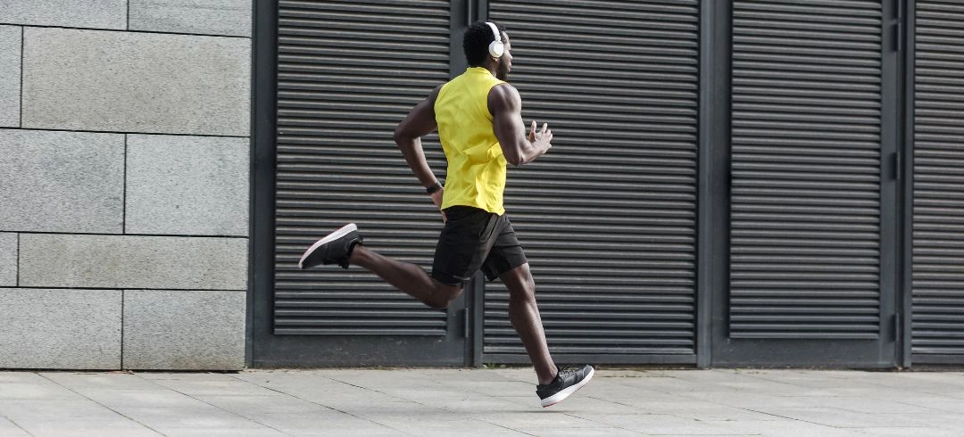 Hombre corriendo
